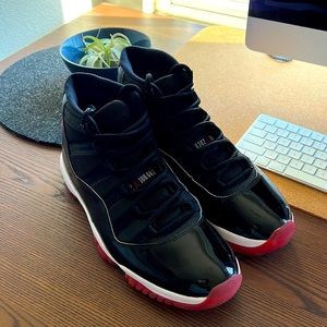 Air Jordan 11 size 11 BRED